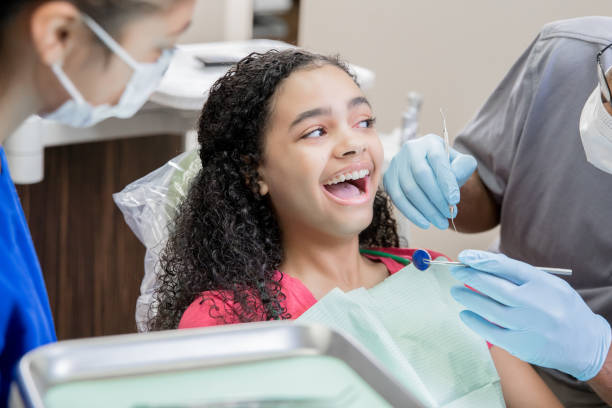Best Emergency Tooth Extraction in Iowa City, IA